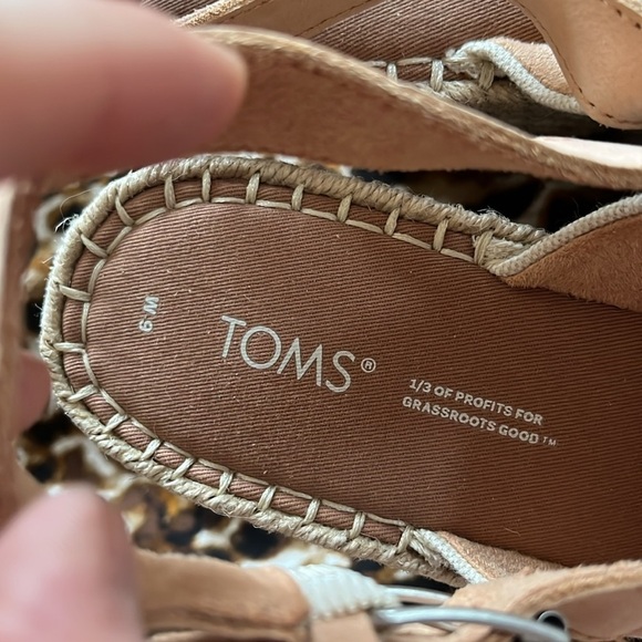 Brand New TOMS Natural Oxford Leather Neutral Espadrille Wedge Slingback Sandals - Picture 7 of 14